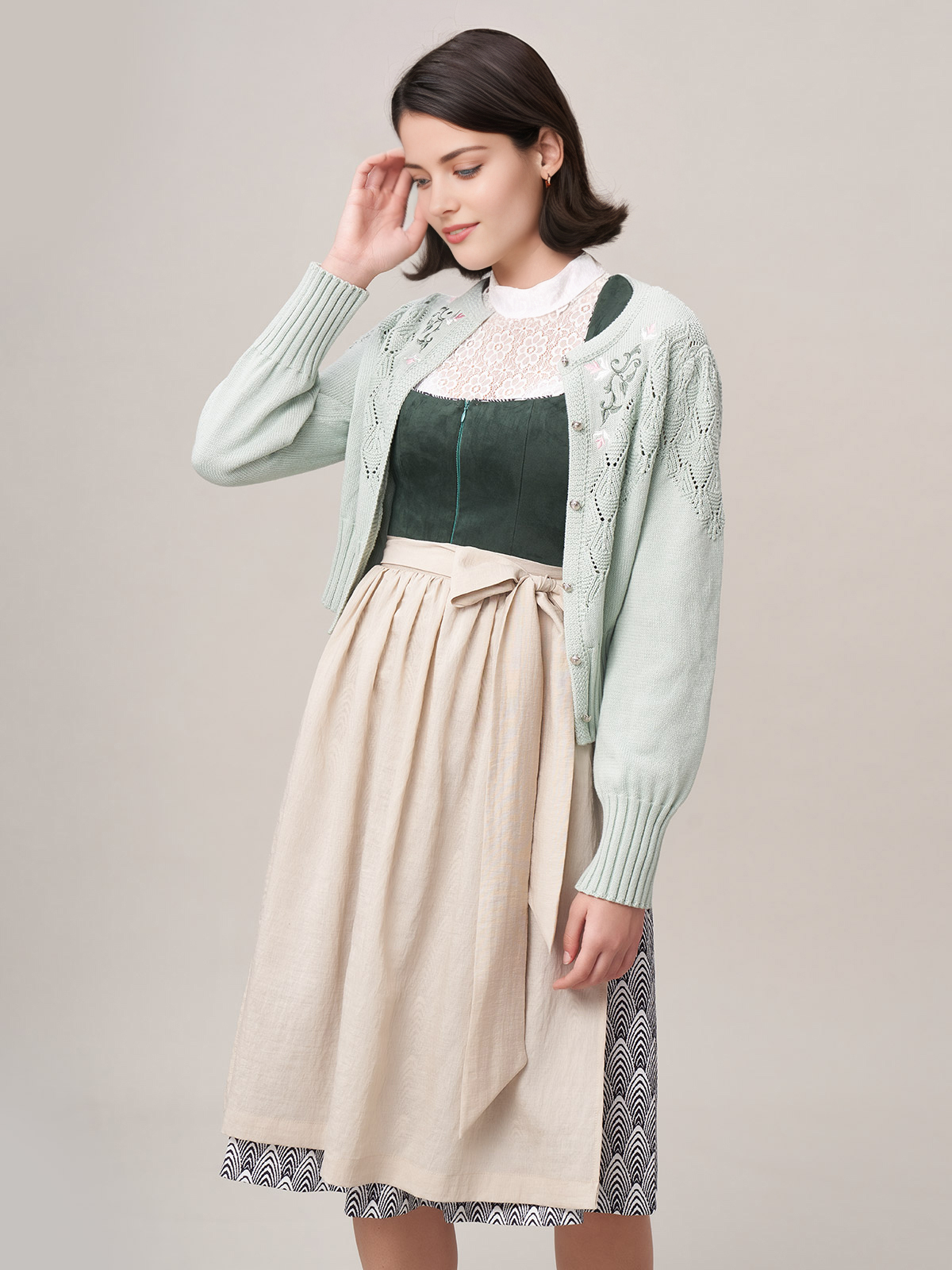 Ehreer Dirndl in Grün