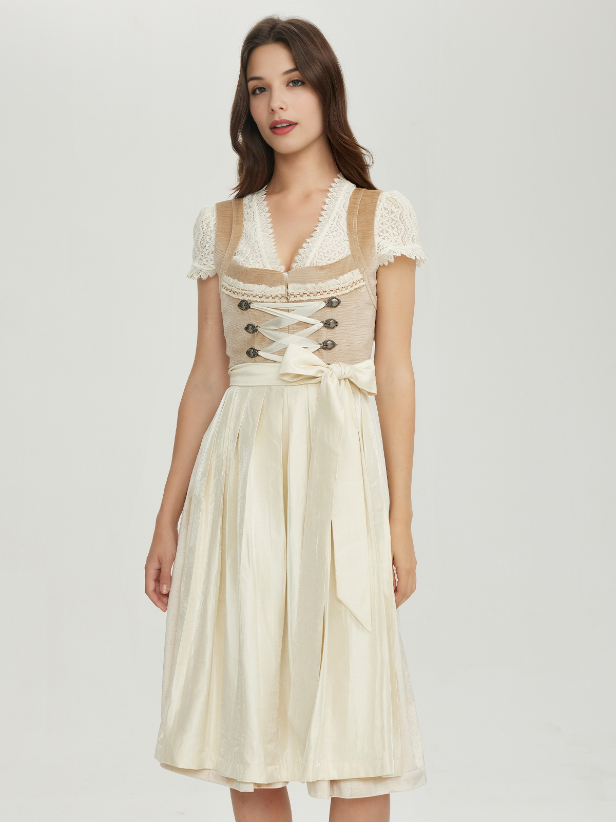 Dirndl in Braun – zeitlos elegant