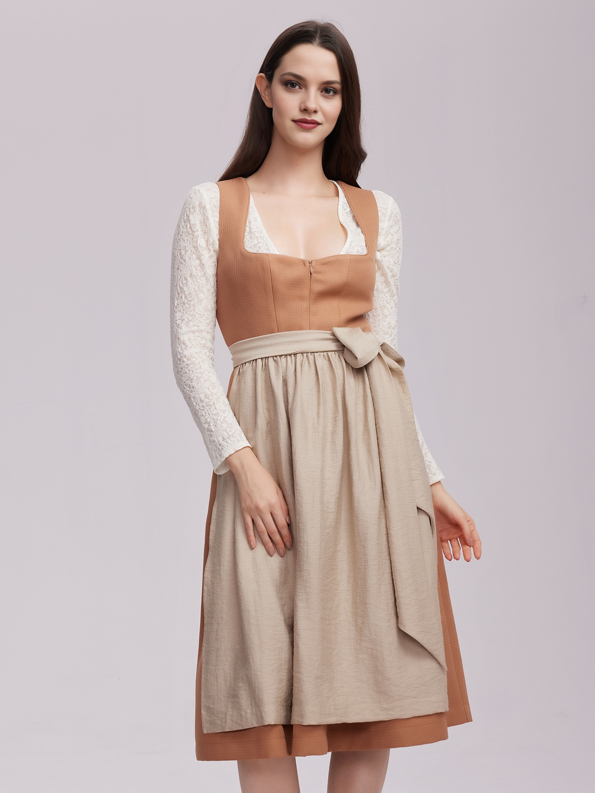 Dirndl in Grün und Schwarz – ein zeitloser Klassiker