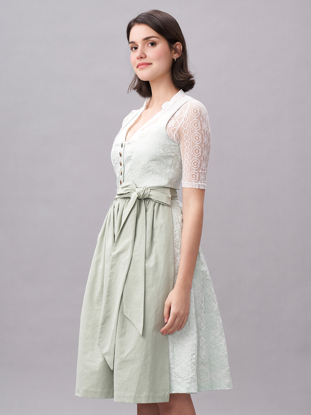 Modernes Dirndl in Grün