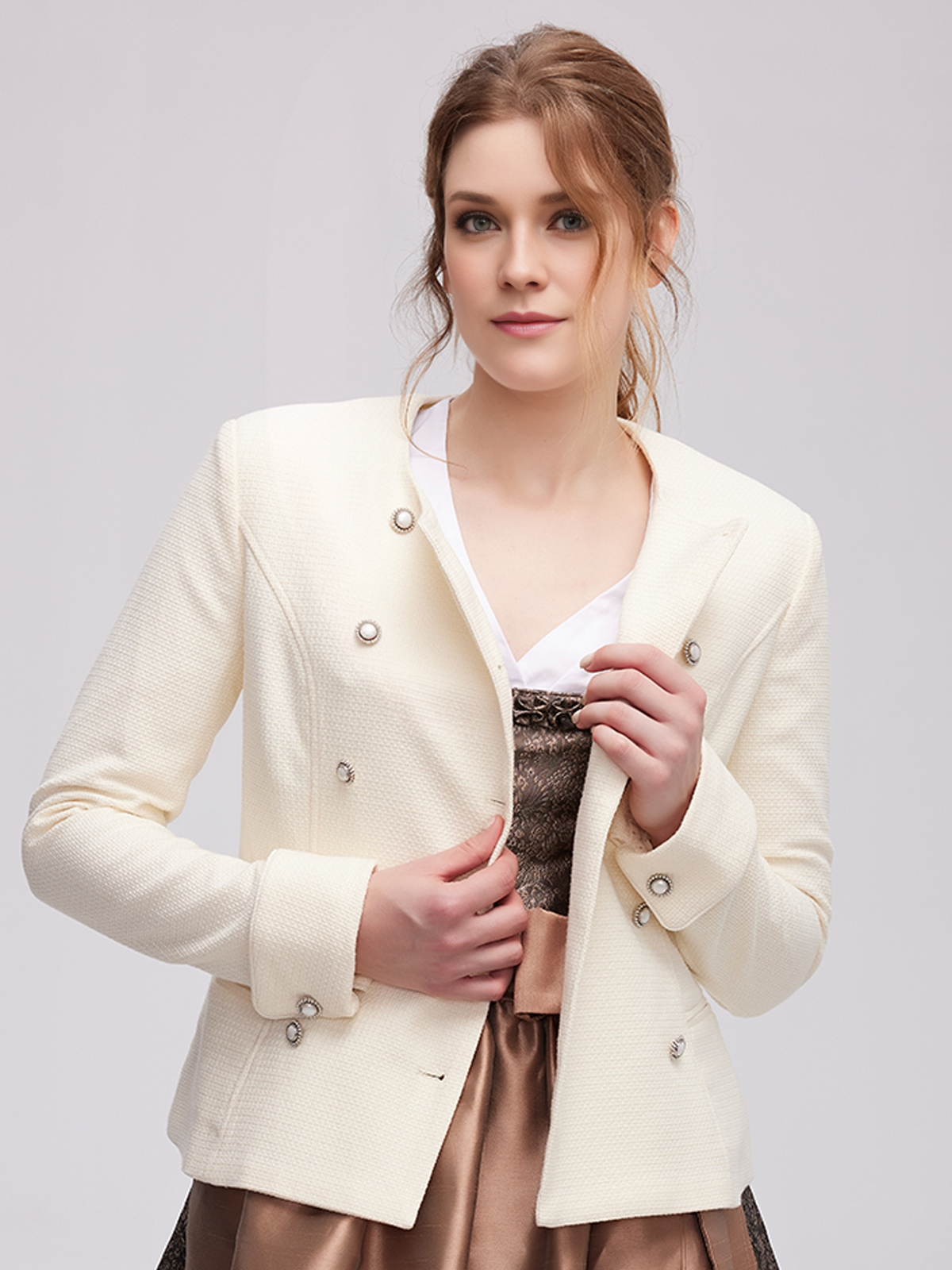 Dirndl mit eleganter Jacke