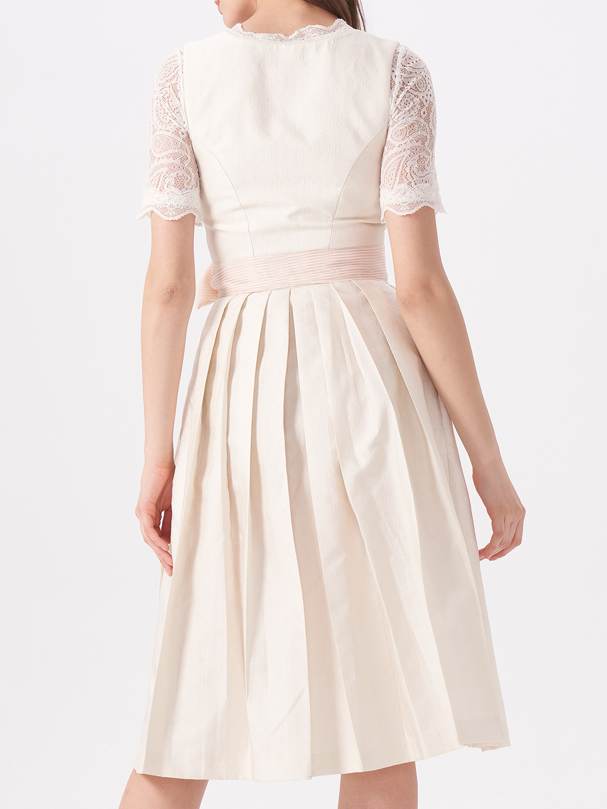 Ja Mei Dirndl in Beige – Eleganz pur